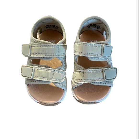 H&M Other - H&M Madison strapped sandals